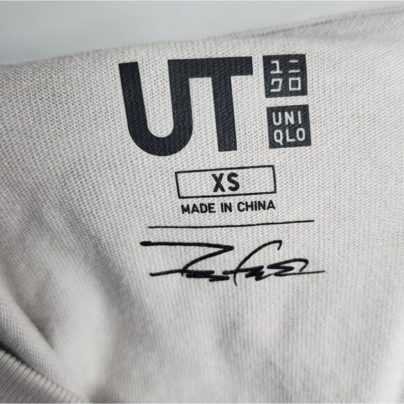 UNIQLO x FUTURA LABORATORIES shirt tie dye script t-shirt XS - Picture 4 of 6